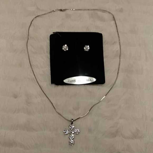 Cubic Zirconia Necklace, Cross Chram & Earring Set - Picture 3 of 6